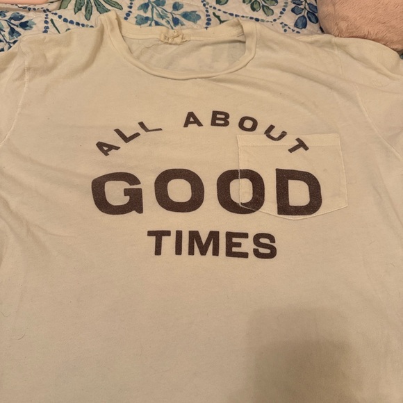 Cream Graphic Tee with Pocket Billabong Medium - Picture 1 of 6